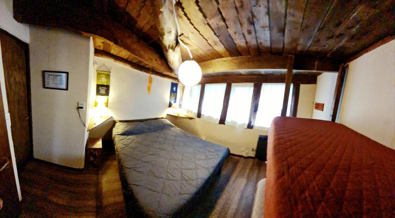 La Casa Del Arbol - Hostel Эль-Больсон Экстерьер фото