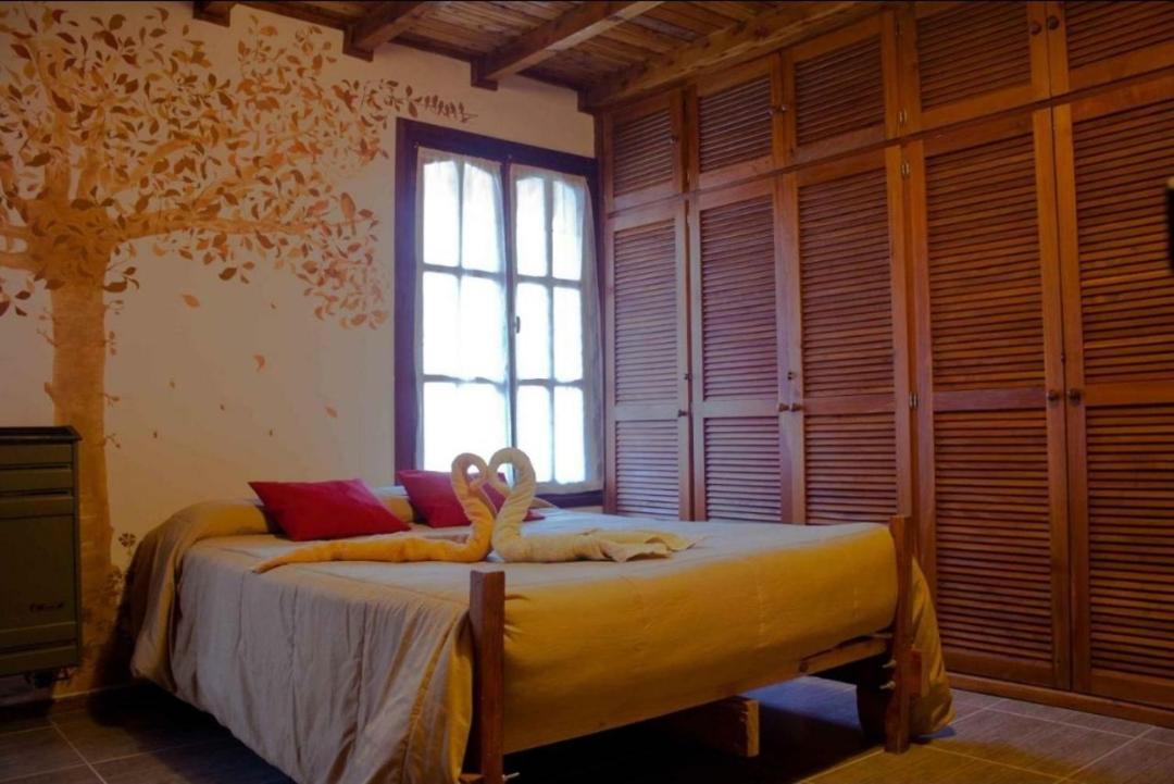 La Casa Del Arbol - Hostel Эль-Больсон Экстерьер фото